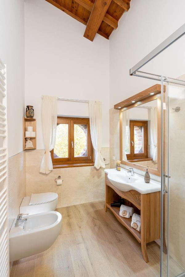 Agriturismo Ai Dossi Verona Exterior photo